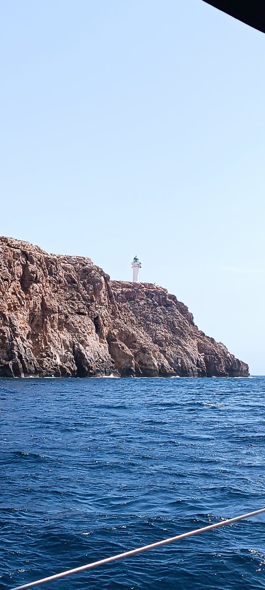 Sail the Mediterranean coast for an unforgettable week-long vacation from Valencia