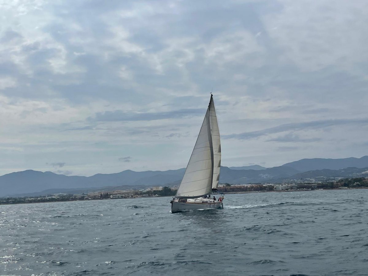 Dufour Yachts - 13.75 {{i18n.meters}}