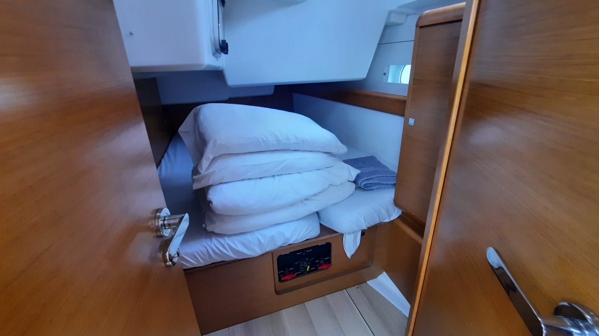 Jeanneau - 14 people