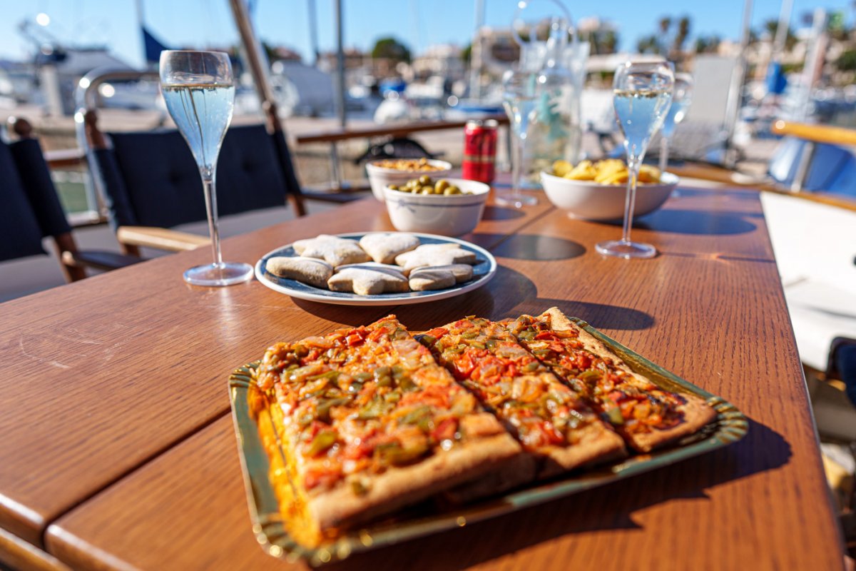 Motorboot - Myabca - 2 {{i18n.cabins}}