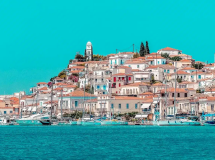 Sailing trip in Greece between history and nature