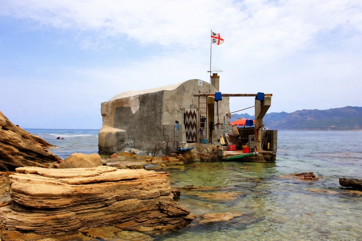 Luxuriöse Yachterfahrung in Sardinien mit Küche und Tradition