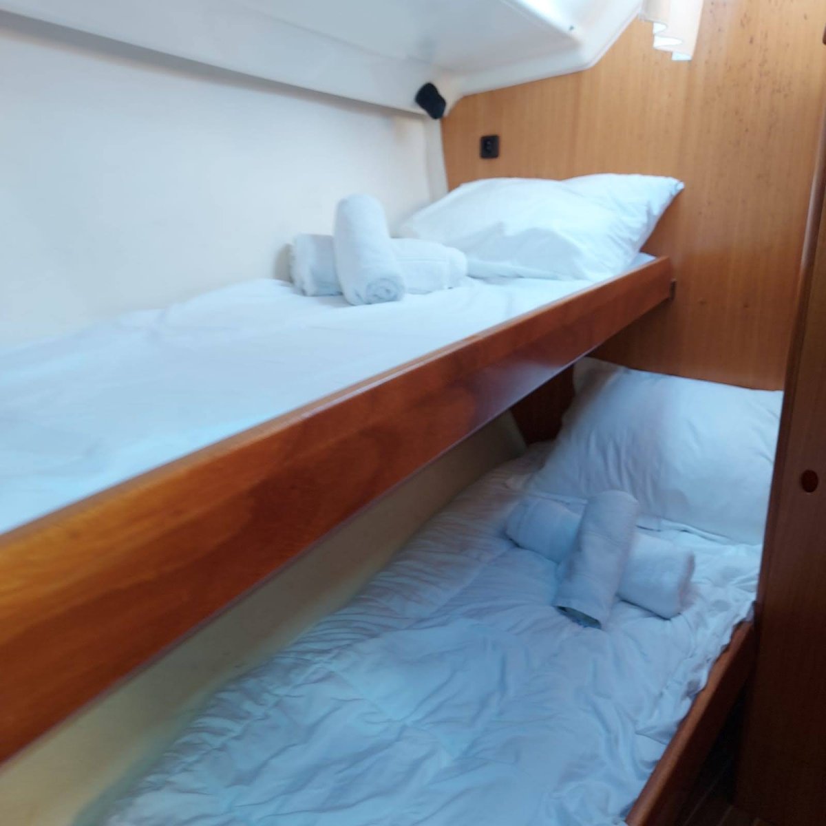 Excursión en velero por el Mediterráneo