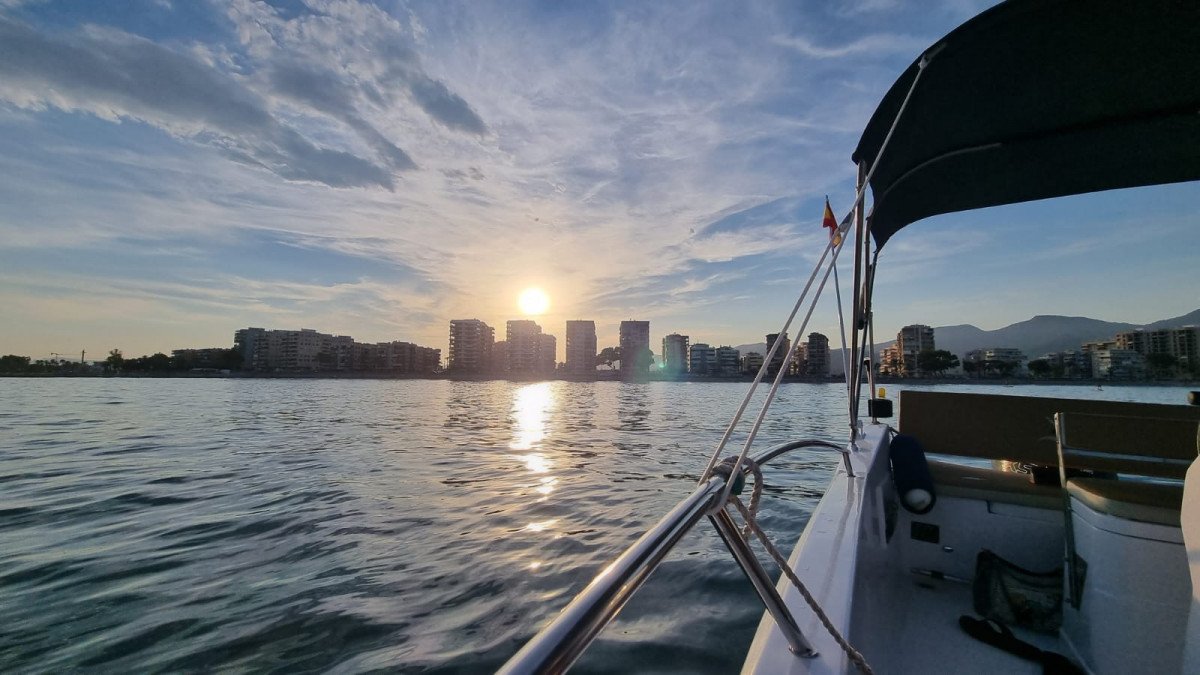 Castellón sailing course to enjoy the sea