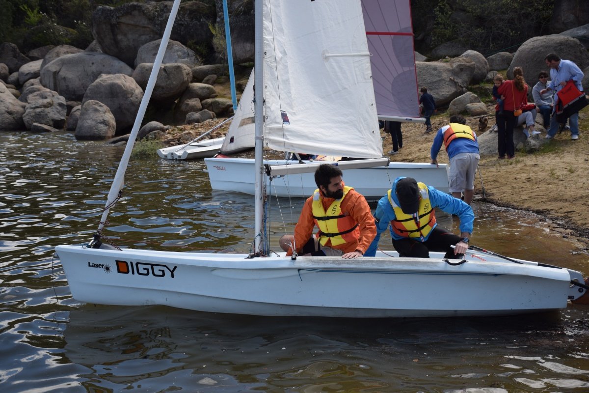 sailing to burguilllo