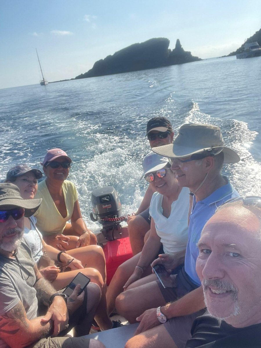 Esperienza di navigazione in un grande yacht.