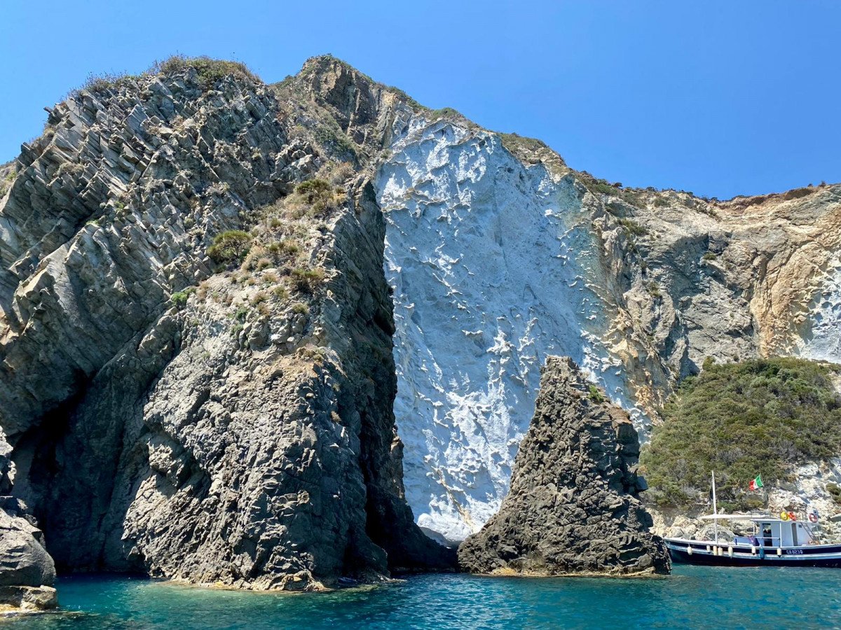 Exploring the Waters between the Flegree Islands and the Pontine Islands
