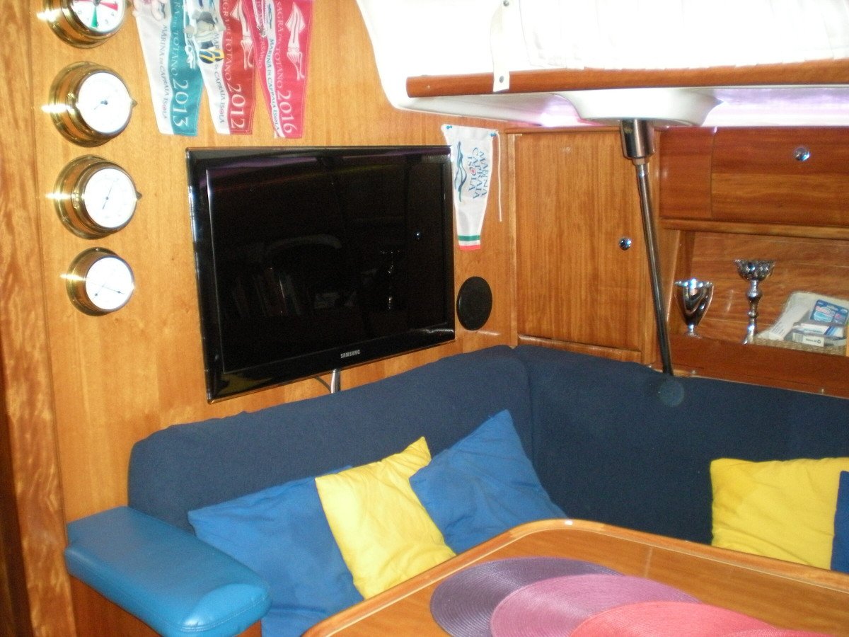 Bavaria Yachts - 4 cabins