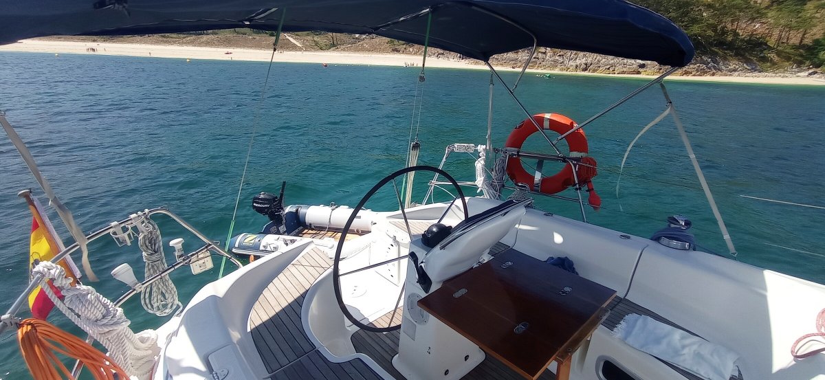 Bavaria Yachts - Cruiser 38