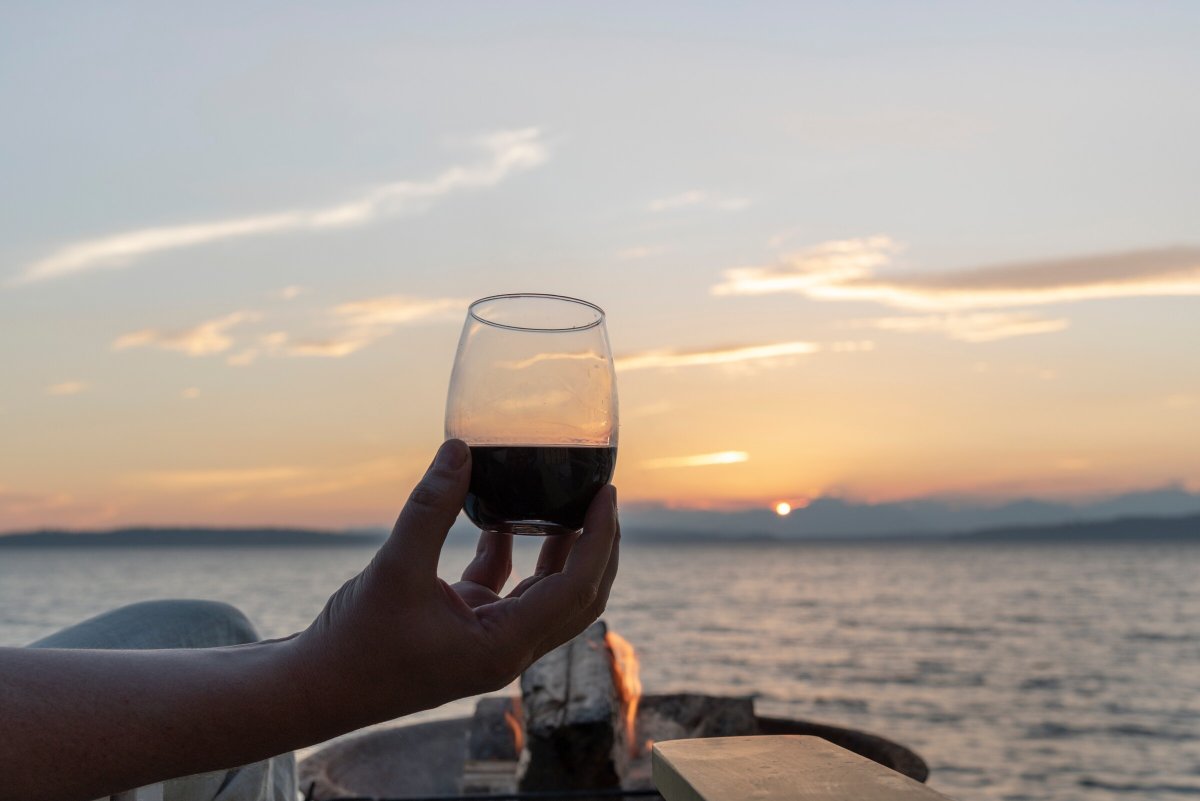 Segeln durch den Yachthafen von Torrevieja