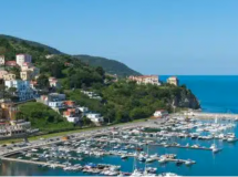 Amalfi Ahoi! - Segelträume entlang Italiens malerischer Küste