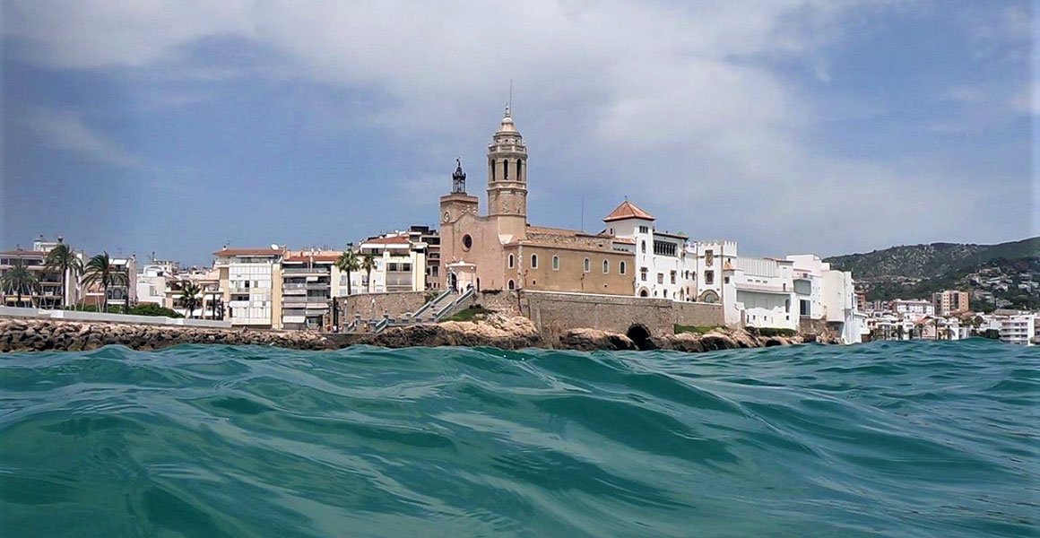 Gastronomic experience on Garraf boat