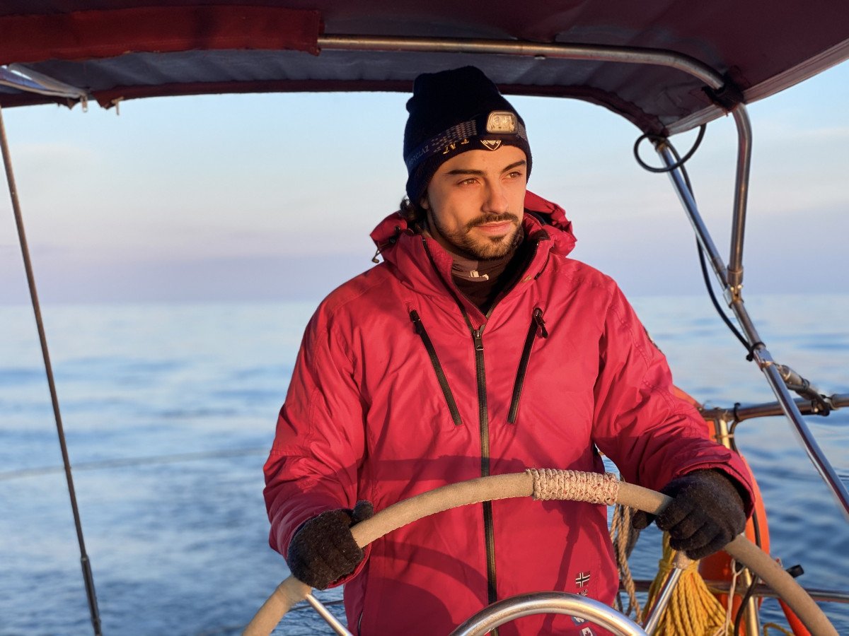 Boating experience in Valencia to obtain the Yacht Captain license