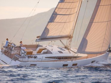 Journey from Valencia to Lanzarote in a fleet of sailboats and catamarans