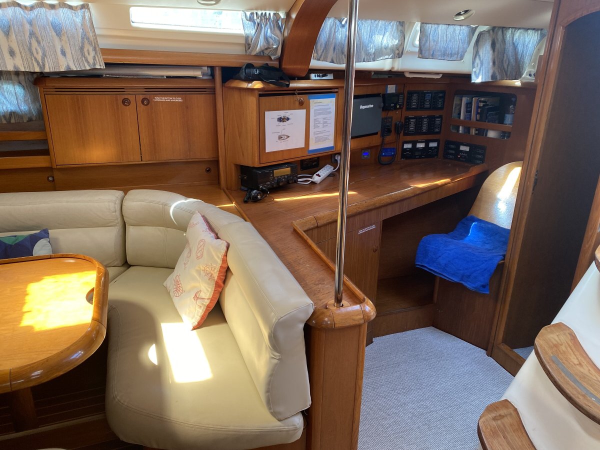 Segelboot - Jeanneau - 12 {{i18n.capacity}}