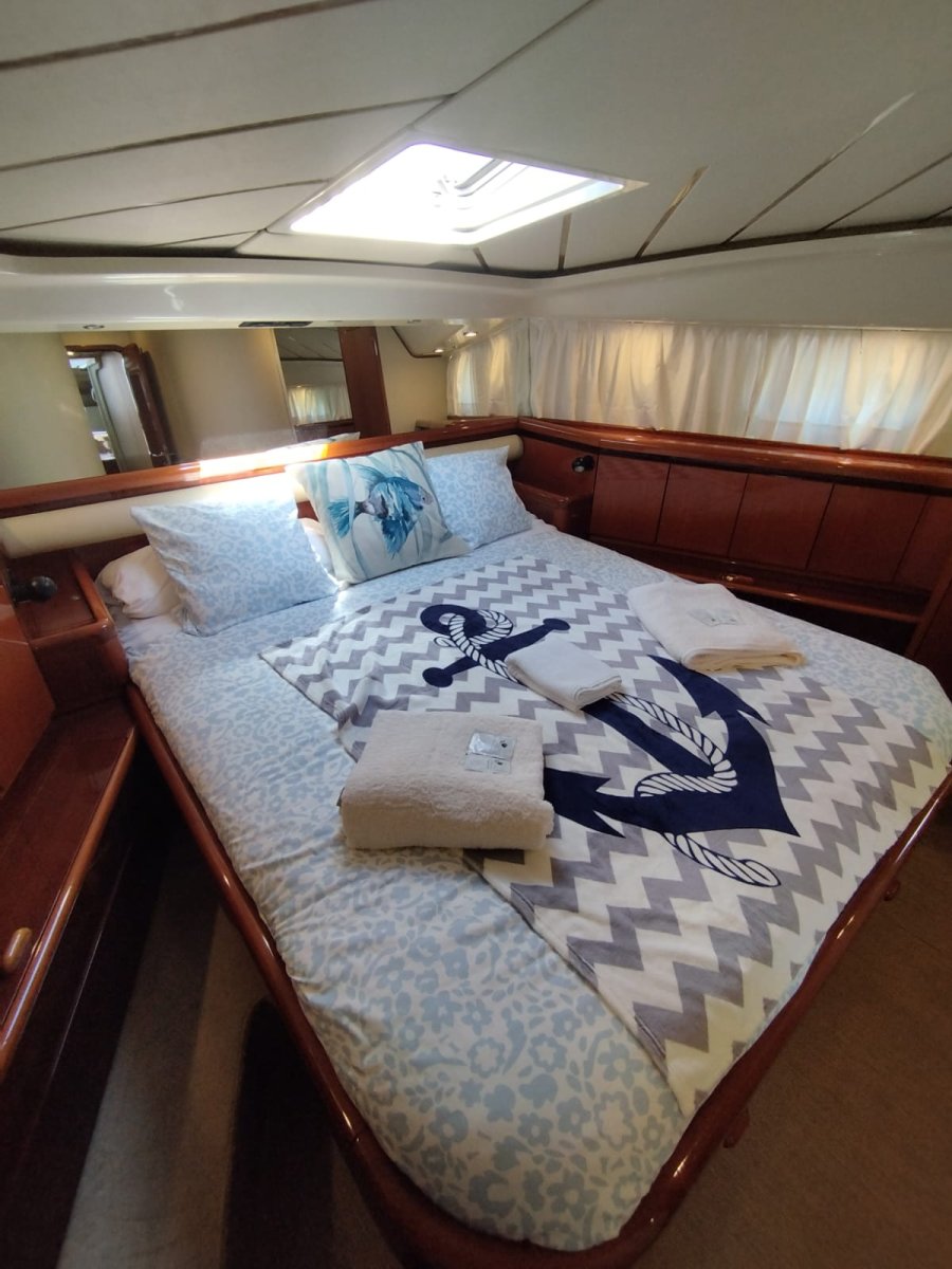 Discover the beauty of the Bay of Cadiz on a boat tour