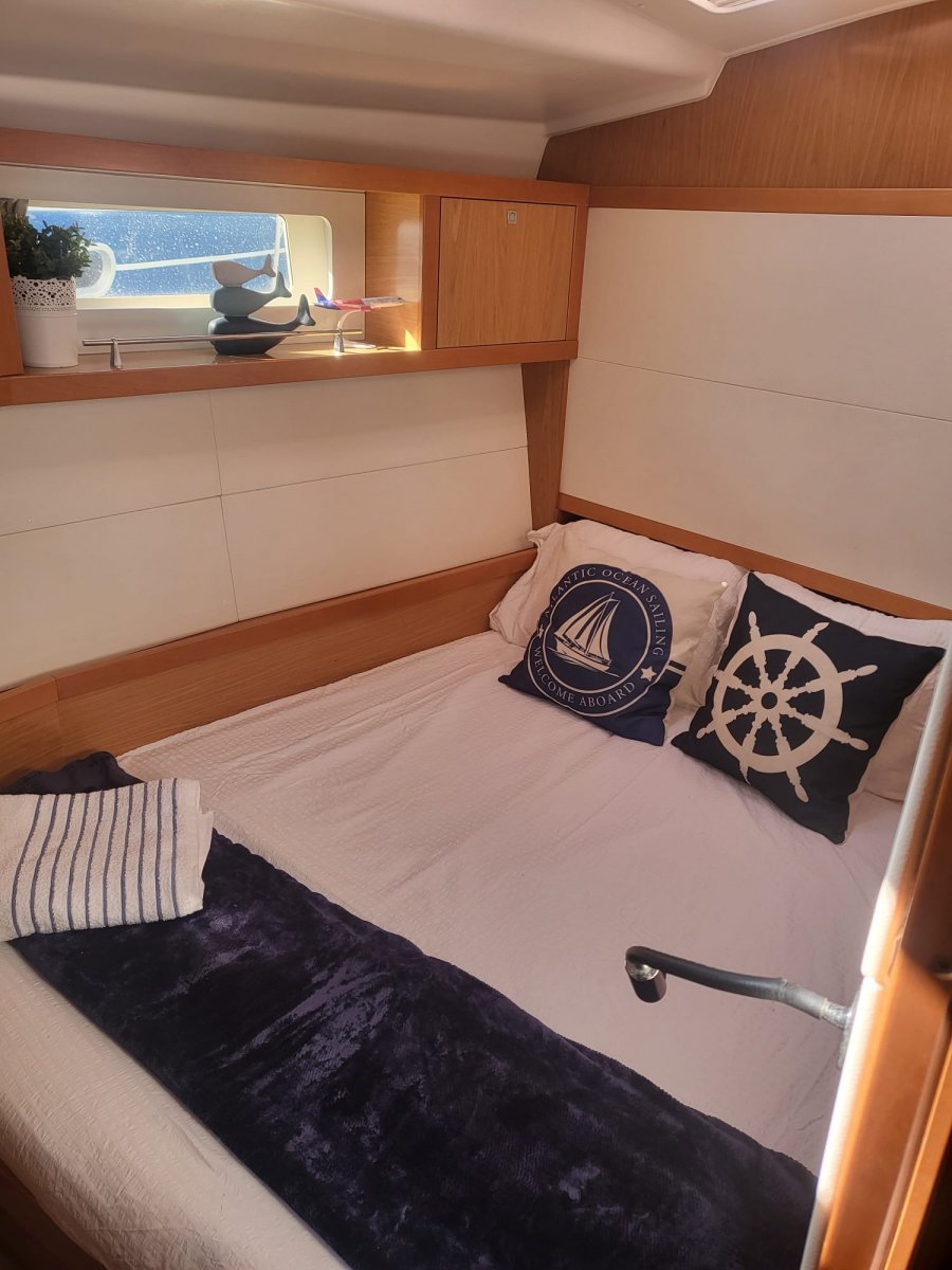 Sailboat - Bénéteau - 2011