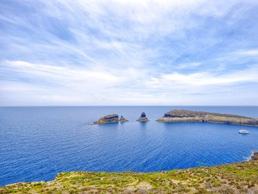 Travesía de fin de semana a las islas Columbretes, certificado vela+Baleares
