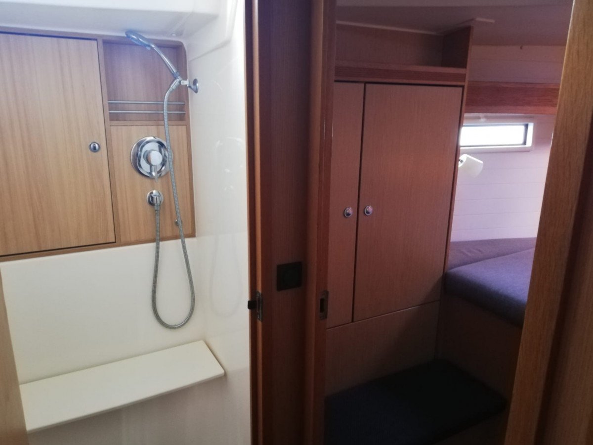 Sailboat - Bavaria Yachts - 4 cabins