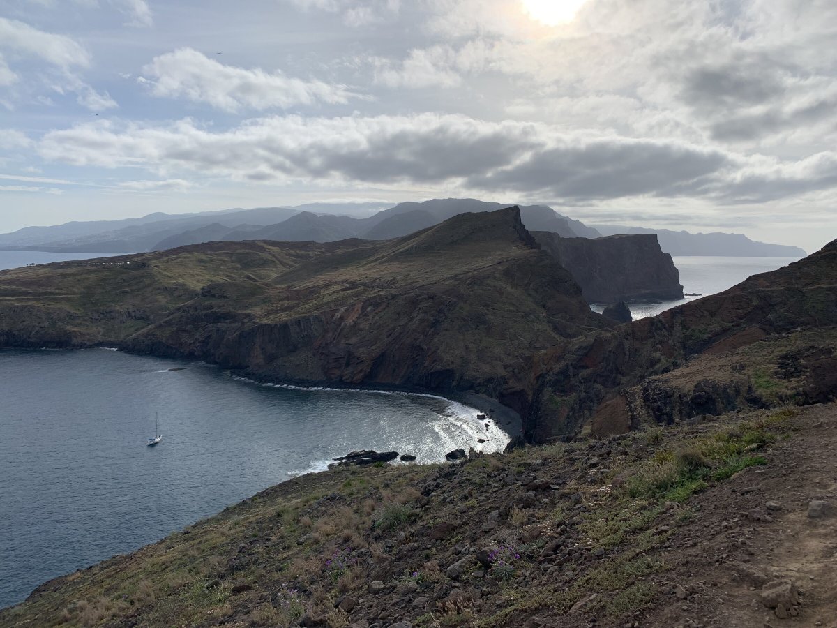 Learn to sail in the Azores with professionals