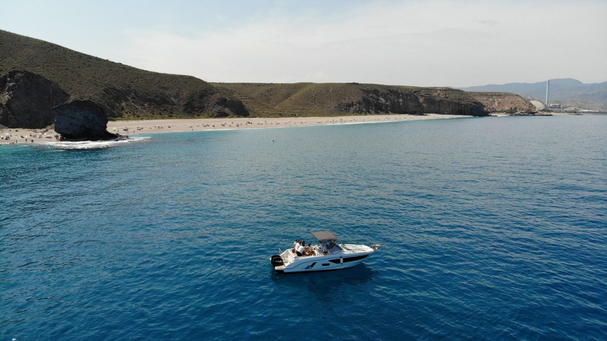 Explorar el parque natural en nuestro barco