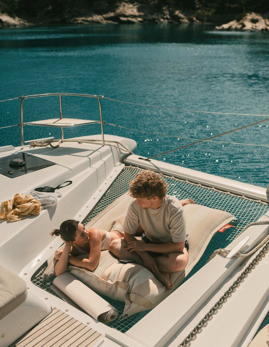 High-end yacht for island navigation, Excess 11