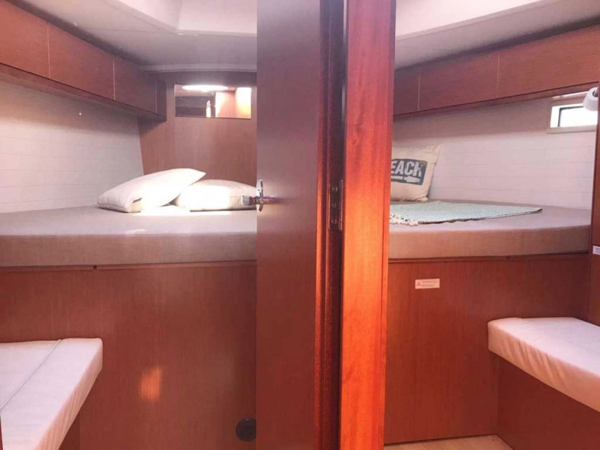Sailboat - Bavaria Yachts - 3 baths
