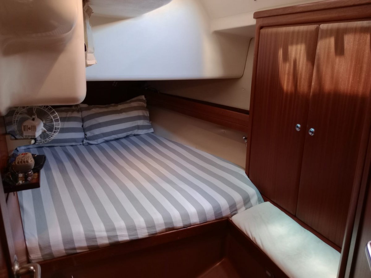 Sailboat - Bavaria Yachts - 3 cabins