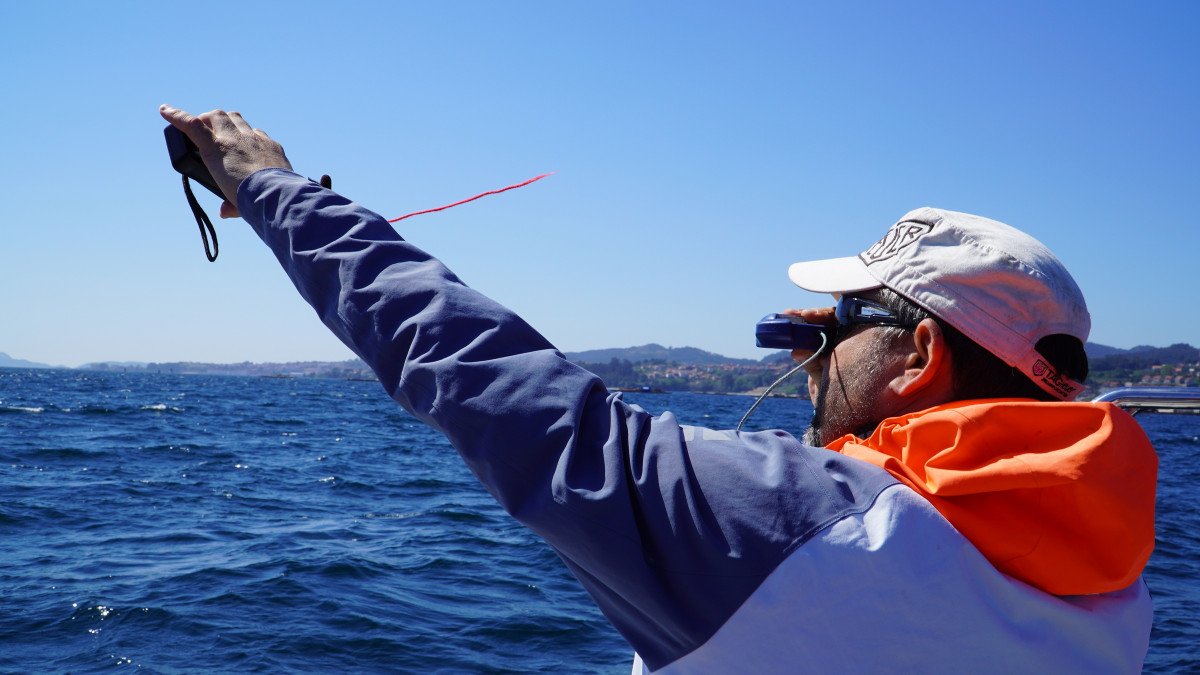 Volcano boat navigation