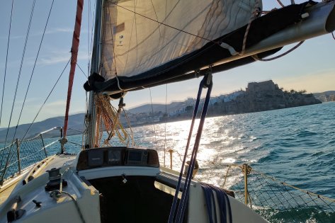 Atardecer en velero por Peñíscola