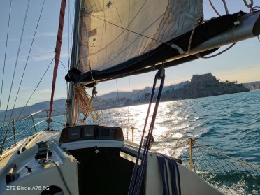 Atardecer en velero por Peñíscola