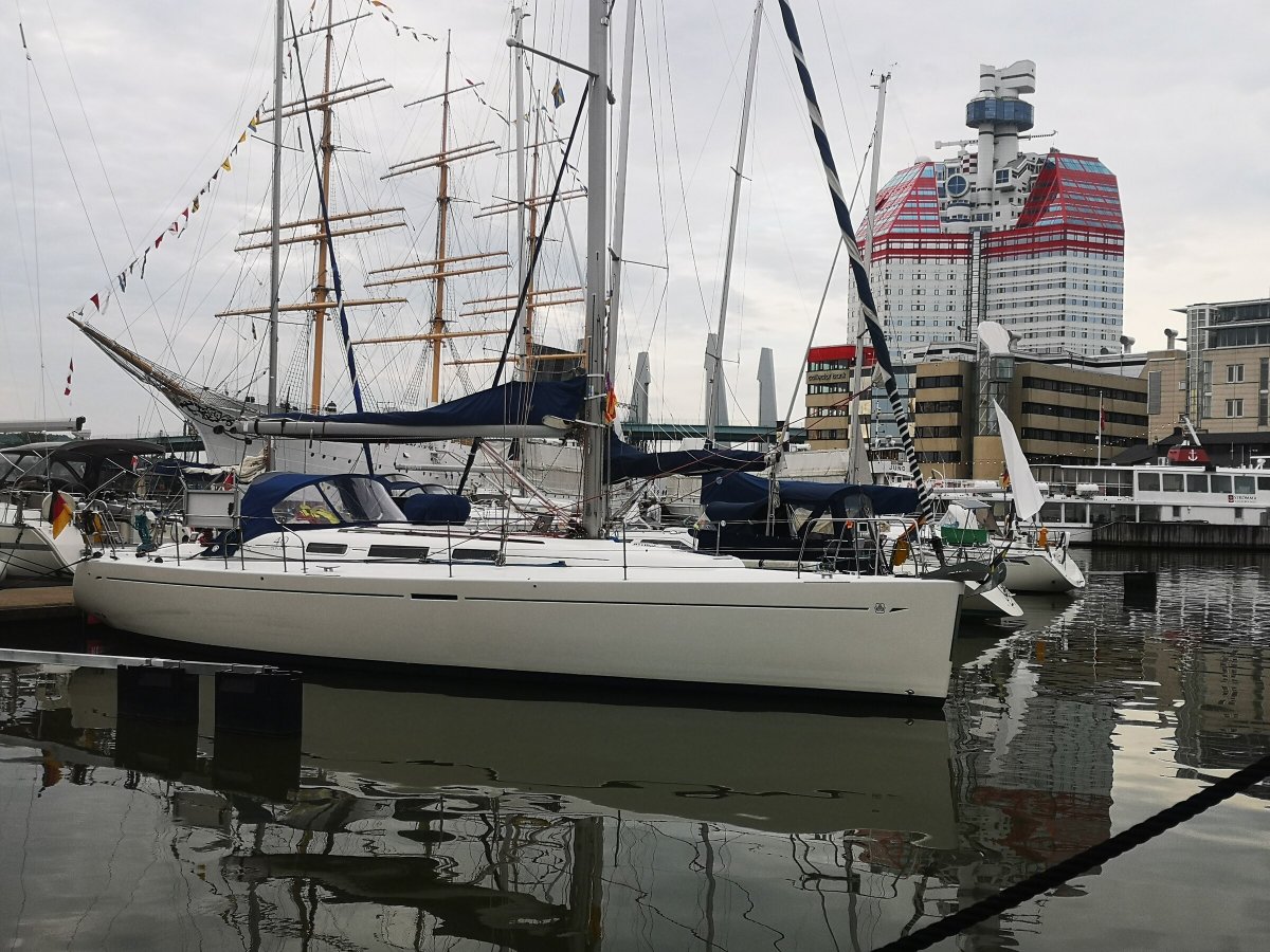 Dufour Yachts - 2011