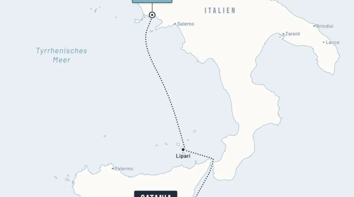 Corso di navigazione nel Mar Mediterraneo