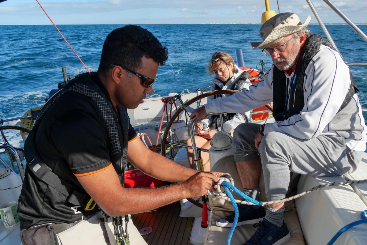 Women's Sailing Course