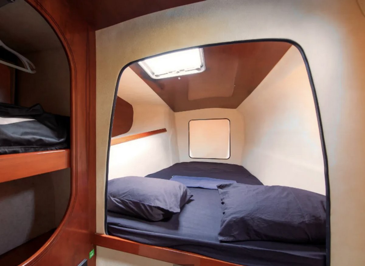 Catamarano - Fountaine - 4 cabine