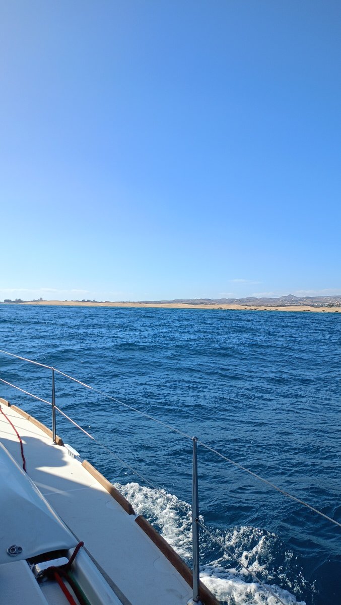 Goditi un aperitivo nel cuore del mare