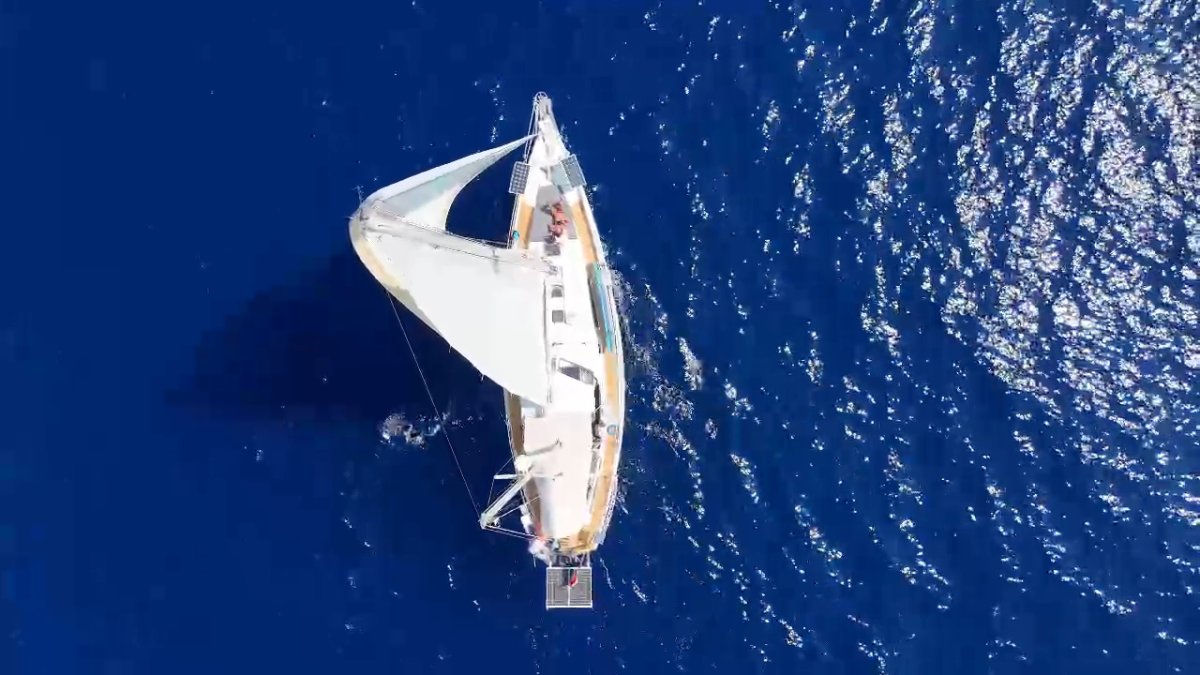 Mare aperto e orizzonti infiniti nel nostro crociera