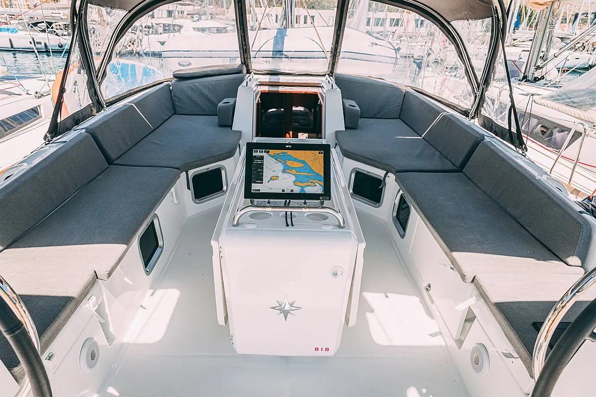 Mediterranean cruises on a luxury yacht