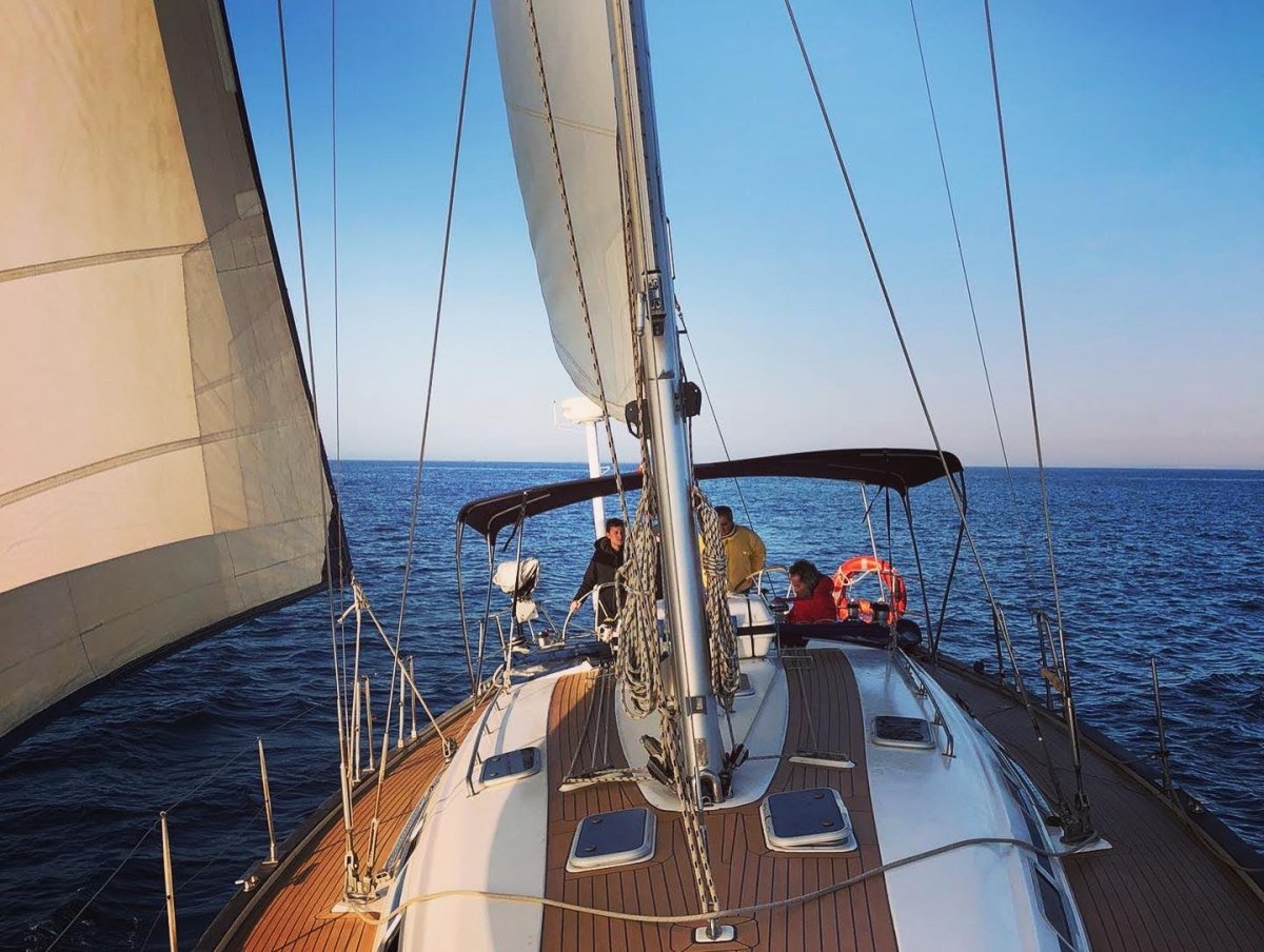 Bavaria Yachts - 14.95 {{i18n.meters}}