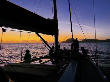 Happy New Year! Quer durch die Karibik – Segeln, Sonne, Paradies