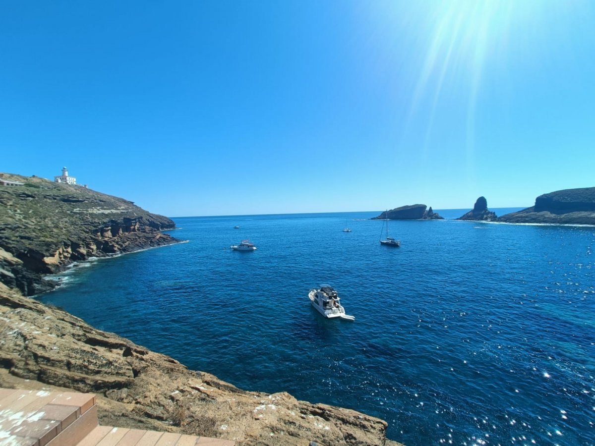 Segeltörn von Barcelona nach Columbretes und durch das Ebro-Delta
