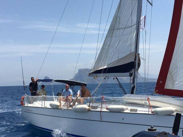 Le isole Egadi in barca a vela queste estate