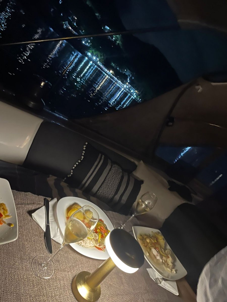 Learn to sail in our sailing courses