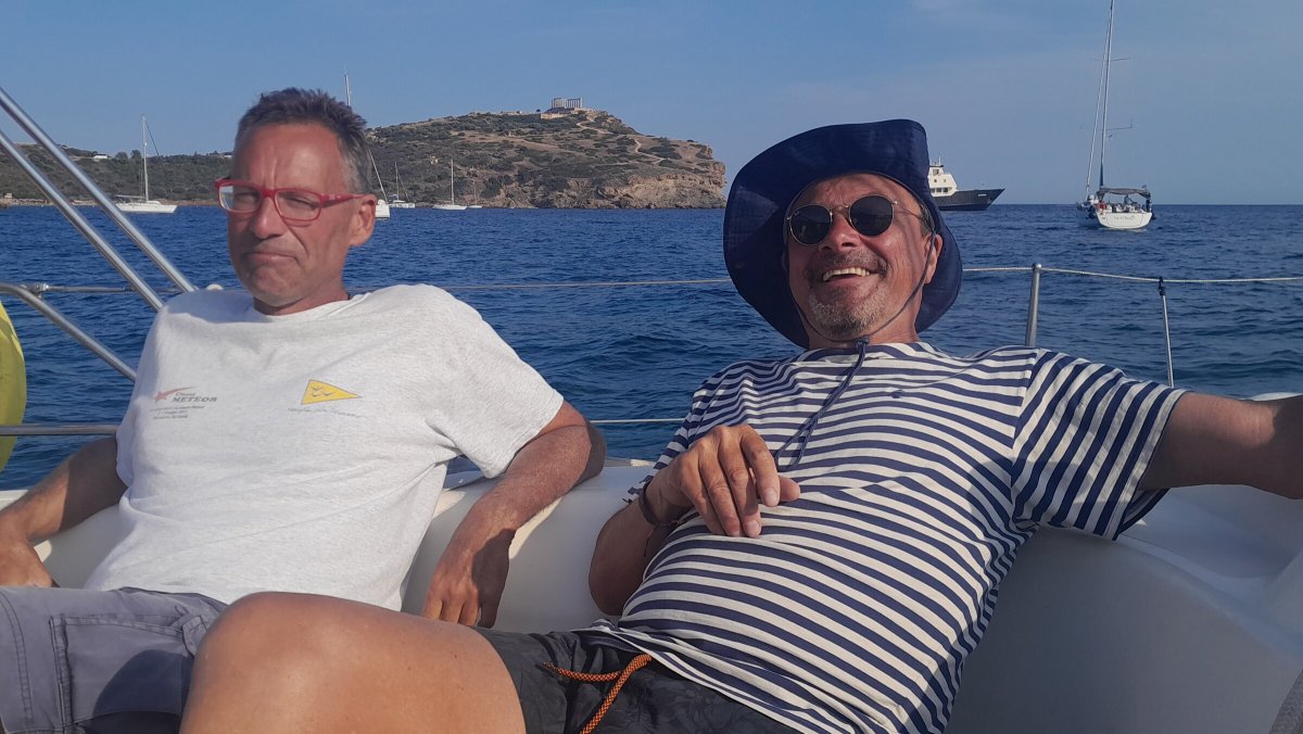 Viaje en barco por las Cícladas con parada en el templo de Poseidon