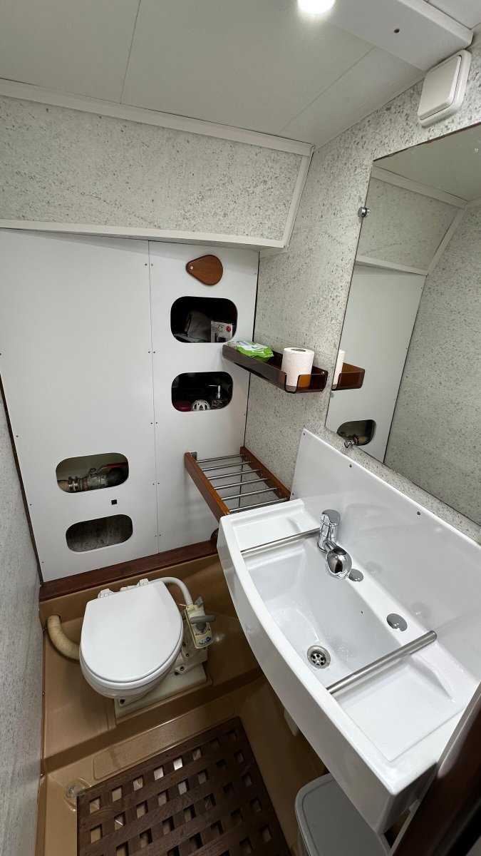 Segelboot - Amel - 2 {{i18n.baths}}