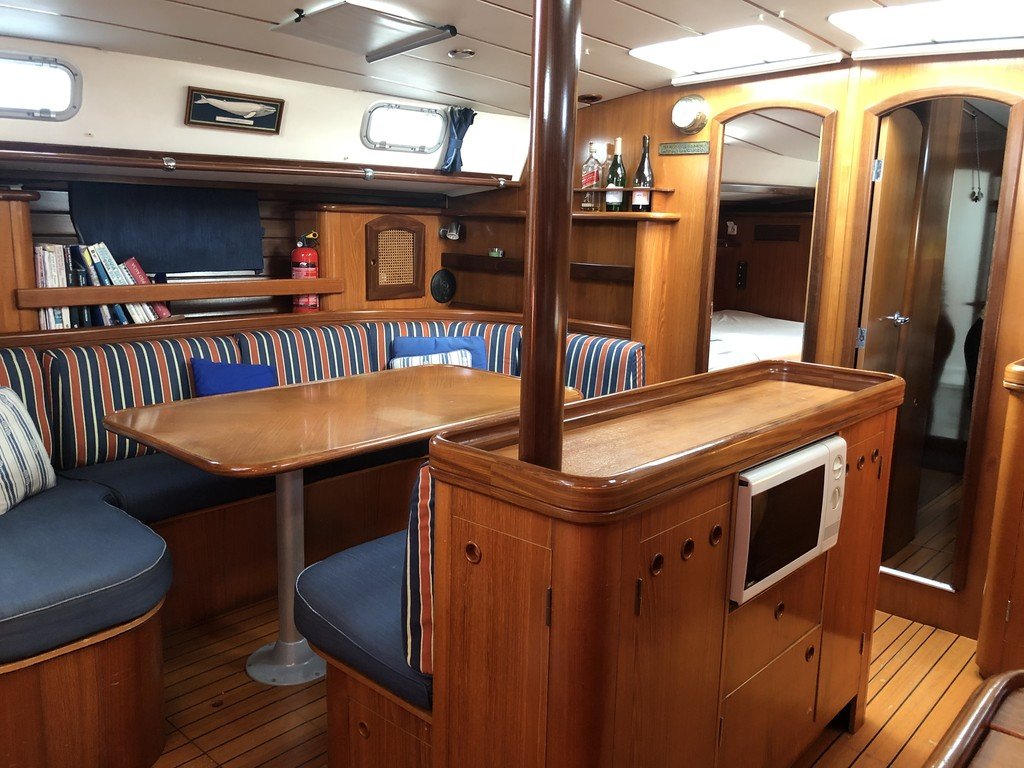 Bootsfahrt entlang der Strände von Ibiza