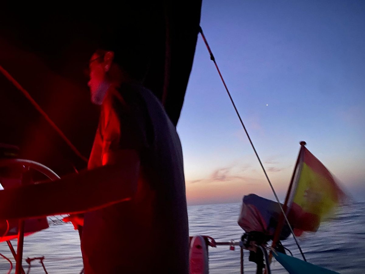 Explore the waters of Barcelona on our boat tours