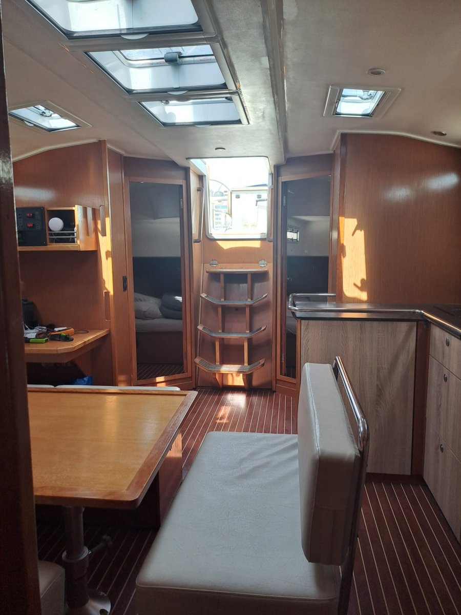 Bavaria Yachts - 4 cabine