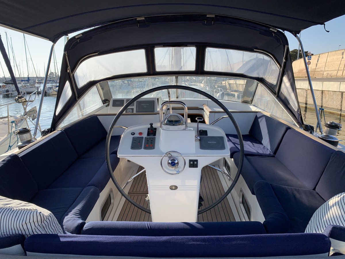 Bénéteau - 10 personas