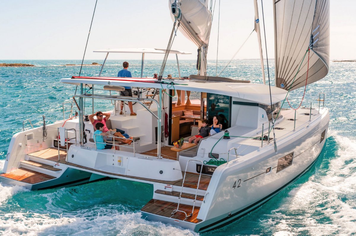 Lagoon - 12.8 {{i18n.meters}}